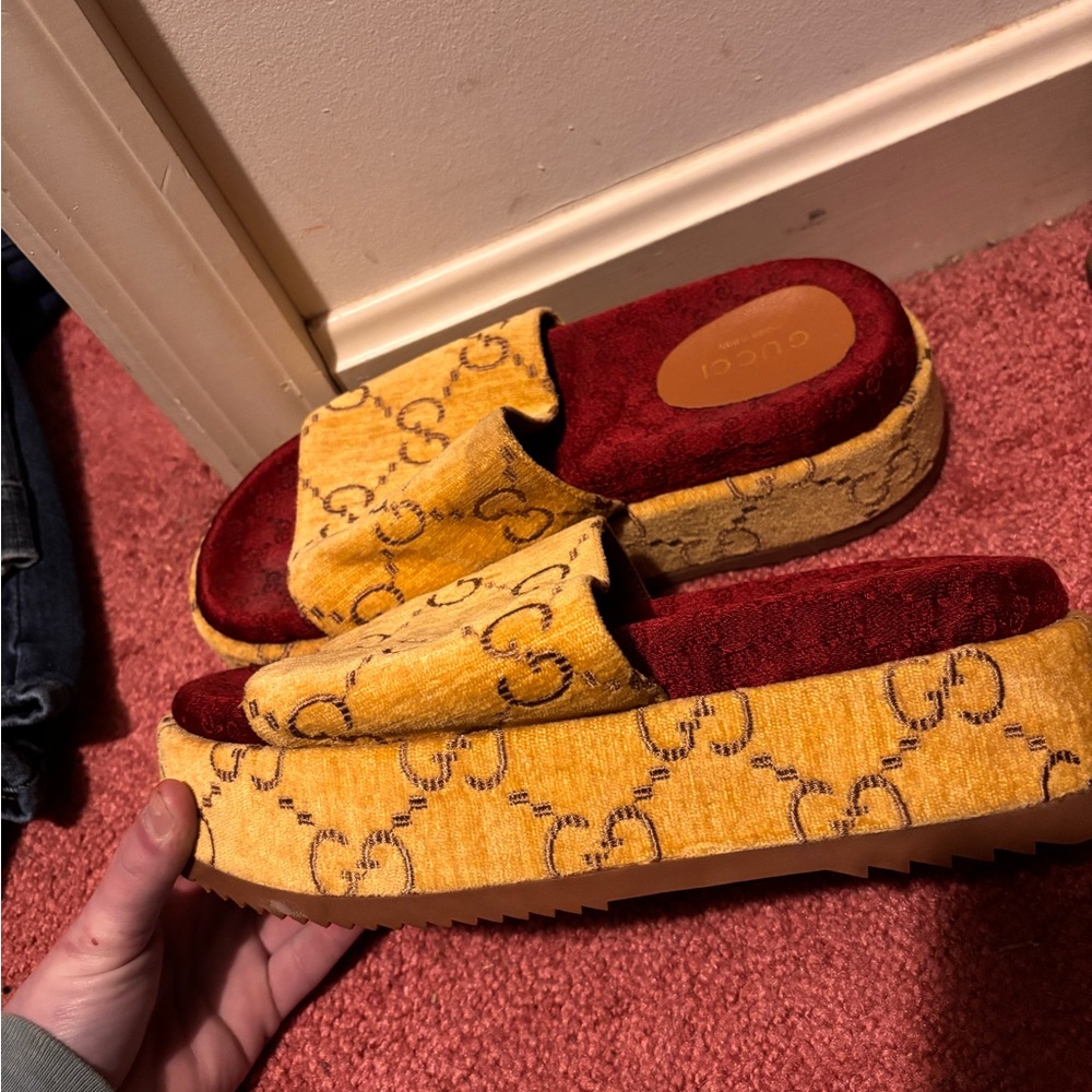 Gucci slides